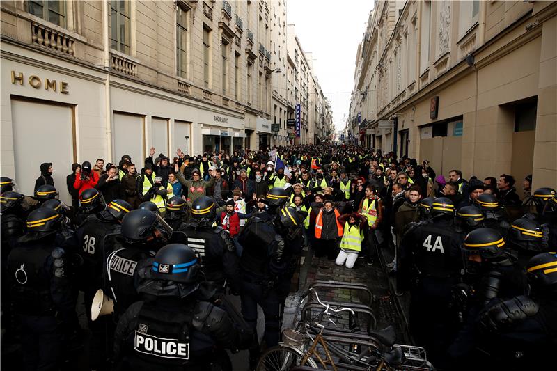 FRANCE PROTEST YELLOW VESTS