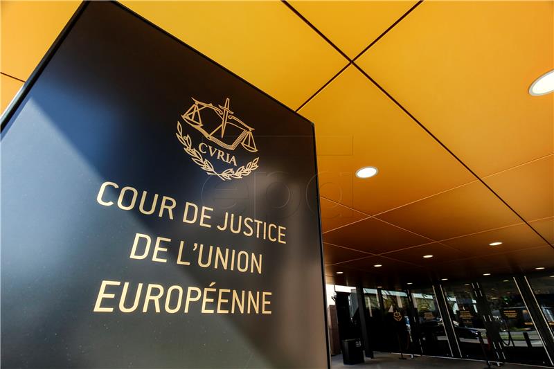 (FILE) LUXEMBOURG EU JUSTICE BRITAIN CAN CANCEL BREXIT