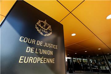 (FILE) LUXEMBOURG EU JUSTICE BRITAIN CAN CANCEL BREXIT