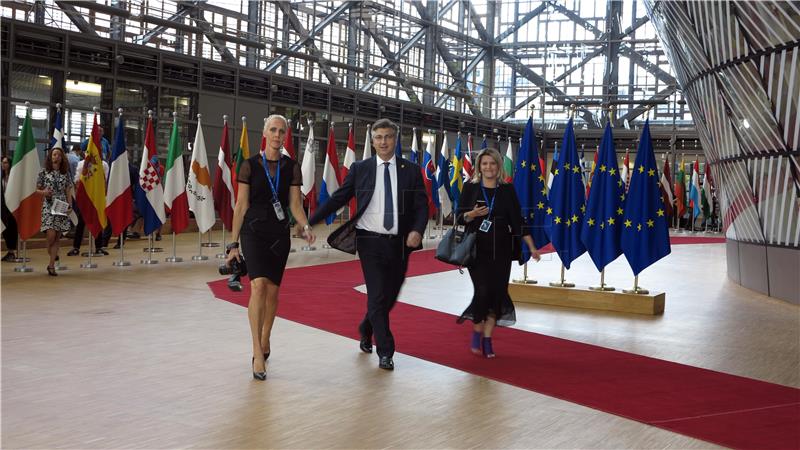 Croatian PM will again discuss status of Croats in Bosnia and Herzegovina at EU summit