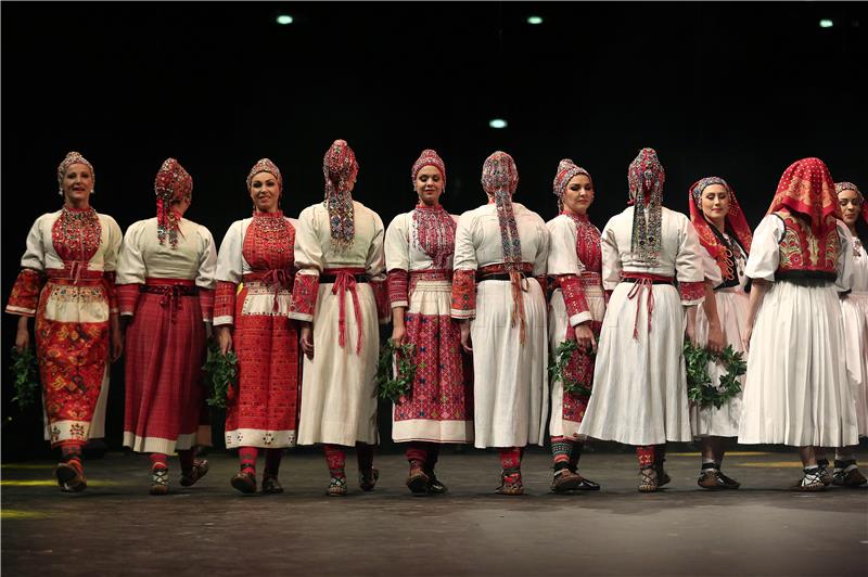 Ansambl LADO božićnu turneju počinje koncertom u Zagrebu