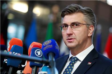 Plenković se čudi otkud uopće pitanje ima li Krstičević njegovu potporu