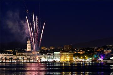 100 NAJBOLJIH FOTOGRAFIJA HINA-e u 2018.