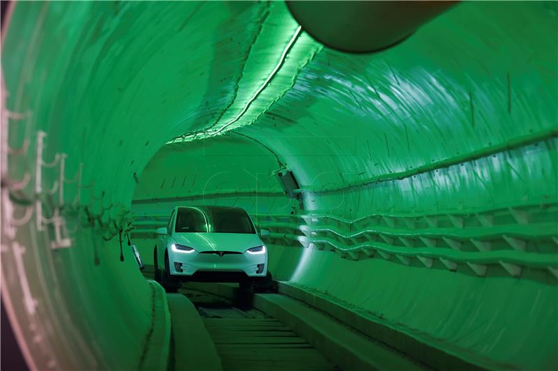 USA BORING COMPANY TUNNEL