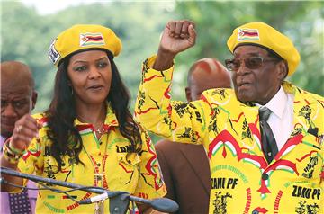 (FILE) ZIMBABWE SOUTH AFRICA GRACE MUGABE ARREST WARRANT