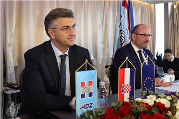 Sjednica Predsjedništva i Nacionalnog vijeća HDZ-a