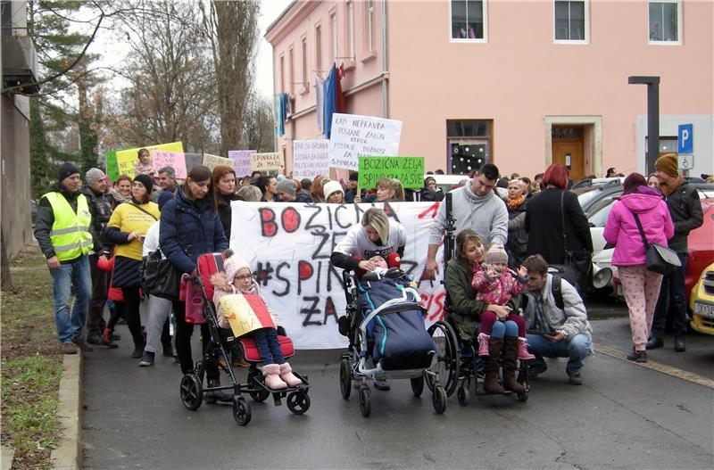 Prosvjedna šetnja "Sisak za Matu - spinraza za sve"