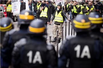 FRANCE PROTEST YELLOW VESTS