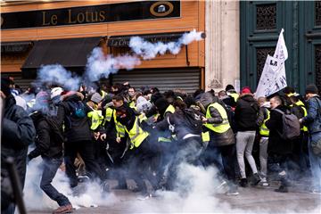 FRANCE PROTEST YELLOW VESTS