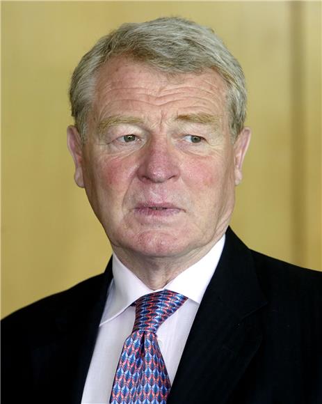 Paddy Ashdown, ex-high representative for Bosnia, Liberal Democrats leader, dies