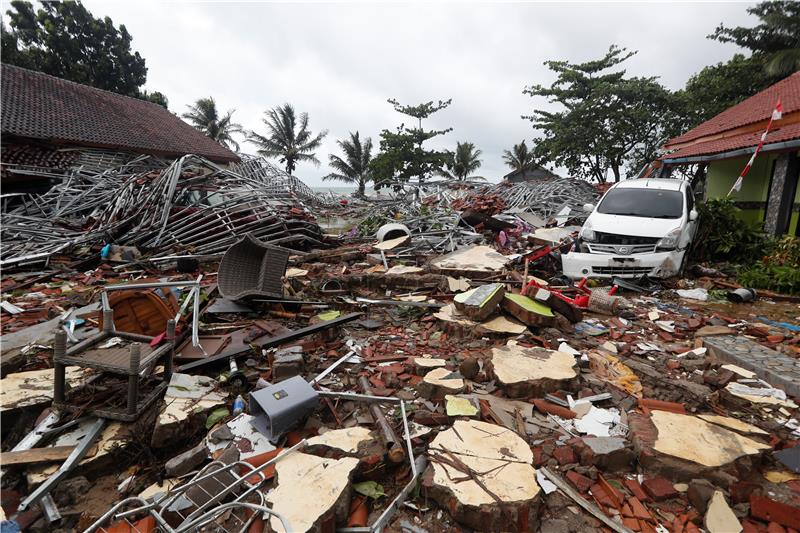 INDONESIA TSUNAMI