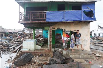 INDONESIA TSUNAMI