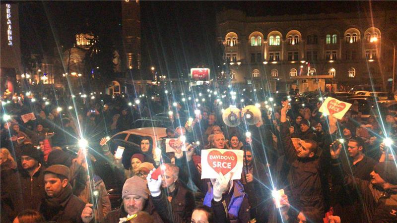 Dvije tisuće prosvjednika u Banjoj Luci prkosilo policijskoj zabrani okupljanja