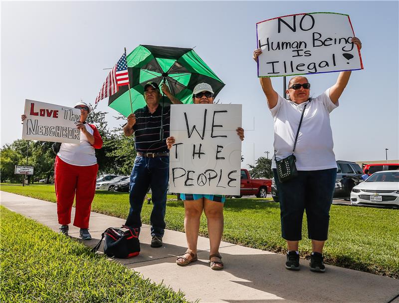 Trump demokrate optužio za smrt djece migranata