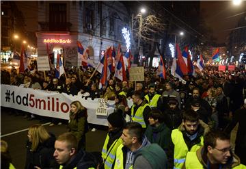 Beogradski prosvjednici traže smjenu ministra policije, Vučiću poručili da ih prebroji