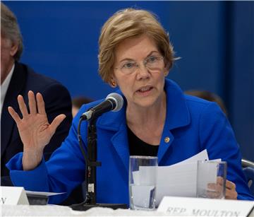 (FILE) (FILE) USA WARREN 2020 PRESIDENTIAL RACE