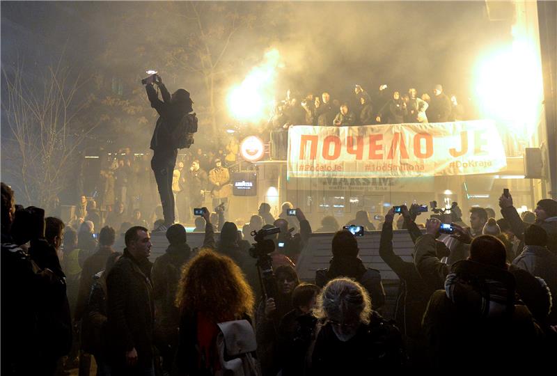 Srbija pred novim izvanrednim izborima - mediji