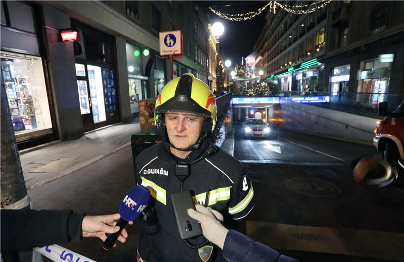 Zagreb: Ugašen požar u podzemnoj garaži u Centru Cvjetni, nema ozlijeđenih