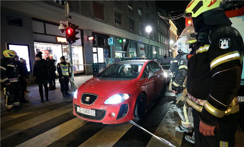 Iz podzemne garaže kod Cvjetnog trga izbio dim