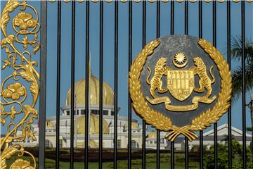 MALAYSIA ROYALTY SULTAN MUHAMMADV ABDICATION