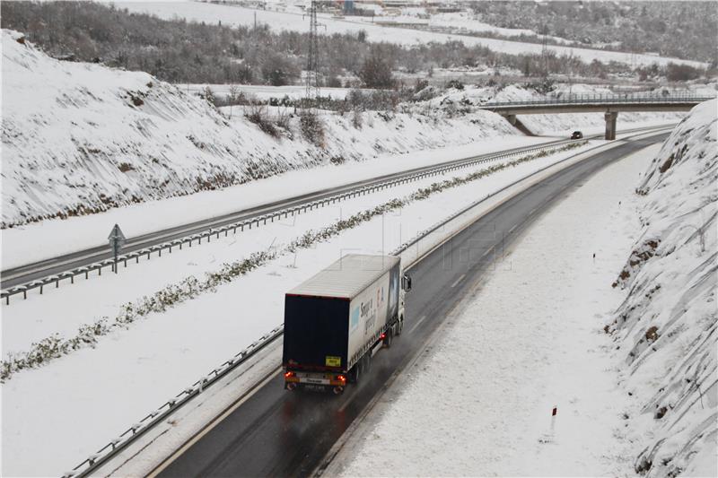 Snijeg na području Vrgorca i okolice