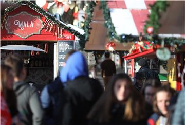 Zagreb za vrijeme adventa i novogodišnjih događanja posjetilo 11 posto više gostiju