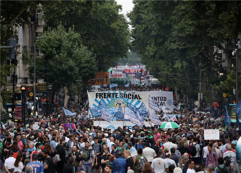 ARGENTINA PROTEST TARIFFS