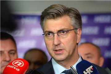 Plenković: Vlada će u ponedjeljak poništiti natječaj; ostaje odlučna da Hrvatska zadrži sposobnost ratnog zrakoplovstva 