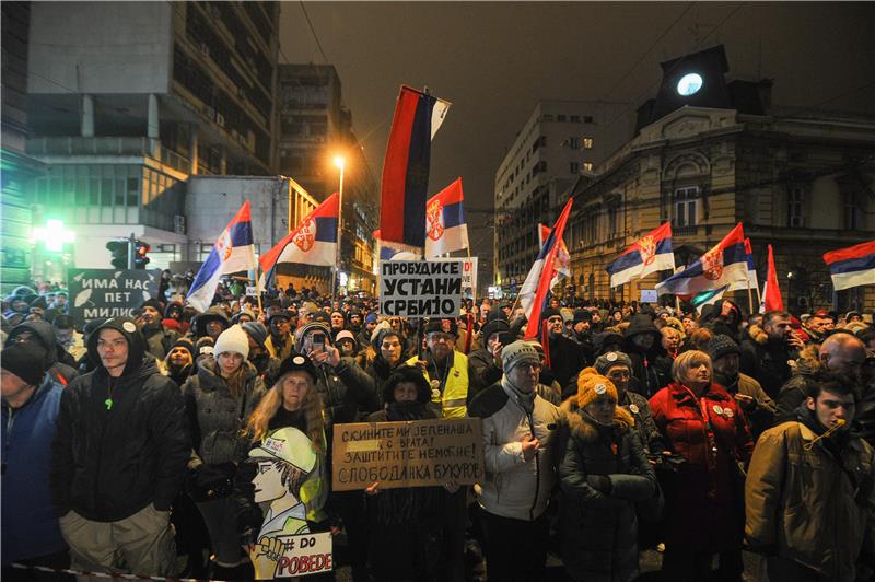 U Beogradu 6. prosvjedni mimohod, prosvjedovalo se i nekoliko gradova Srbije