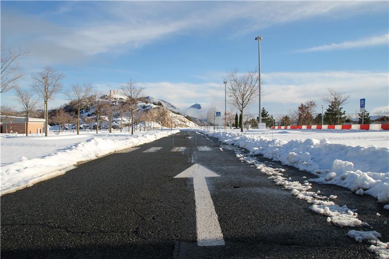 Novi snijeg na dionici autoceste Vrgorac-Zagvozd