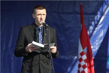 Vukovar mayor wonders if Croatia should be silent about Serb students disrespecting Croatian anthem