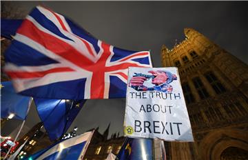 Britanski parlament počeo glasati o sporazumu o brexitu