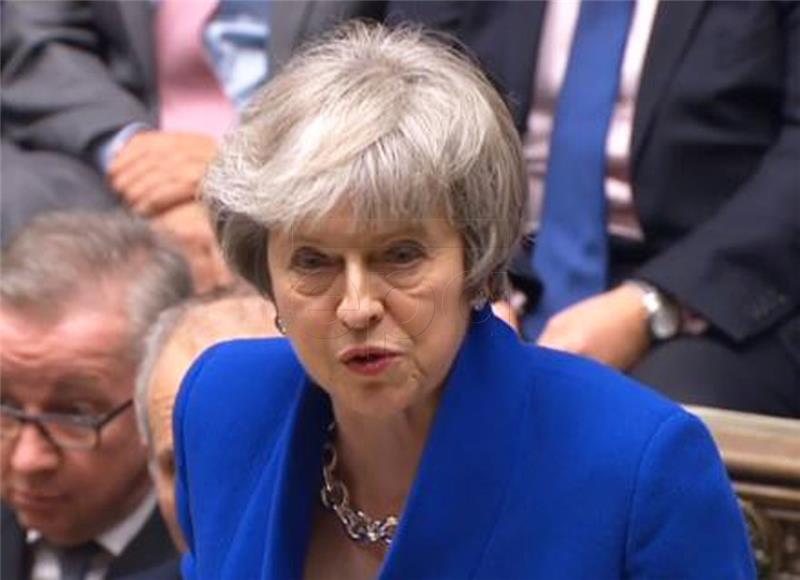 May: Laburistima otvorena vrata za pregovore o brexitu 