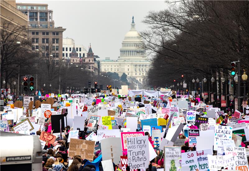 USA WOMENS MARCH