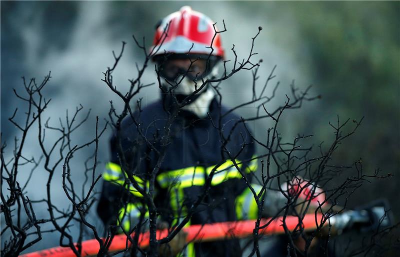 Dvoje mrtvih u požaru na francuskom skijalištu