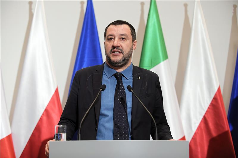 Salvini: Skoro 400 migranata vraćeno u Libiju