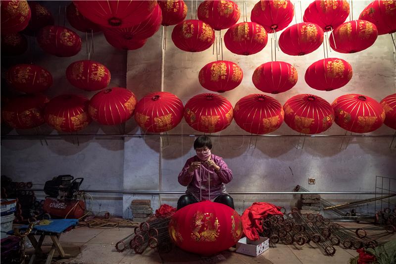 CHINA PHOTO SET TUNTOU LUNAR NEW YEAR PREPARATIONS