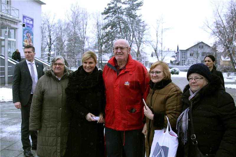 Sastanak predsjednice RH s gradonačelnicima Velike Gorice i Jastrebarskog te načelnicima općina Kravarsko, Orle, Pokupsko, Krašić, Pisarovina, Klinča Sela i Žumberak