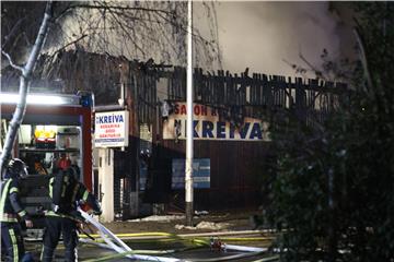 Ugašen požar skladišta građevinskog materijala u zapadnom dijelu Zagreba