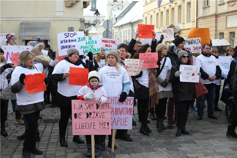 Parents of SMA sufferers hold protest in Zagreb, meet with PM, health minister