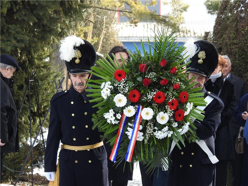 Varaždin: Na međunarodni Dan sjećanja na holokaust odana počast i položeni vijenci