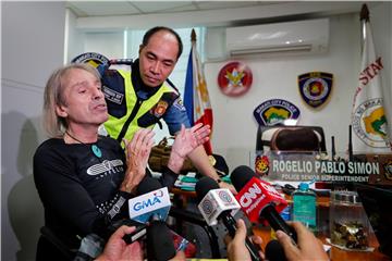 PHILIPPINES URBAN CLIMBING ALAIN ROBERT