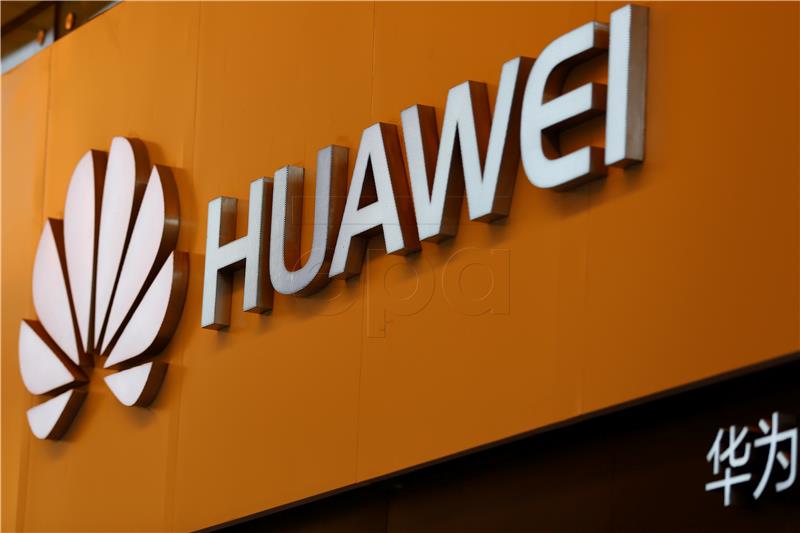 Češke porezne vlasti isključile Huawei iz javnog natječaja