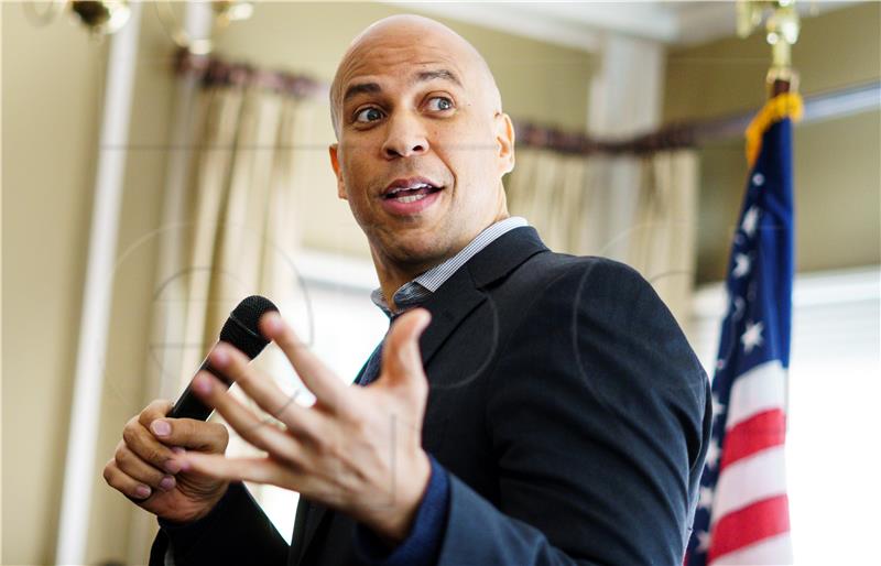 Demokratski senator Cory Booker najavio da će se kandidirati za predsjednika SAD-a