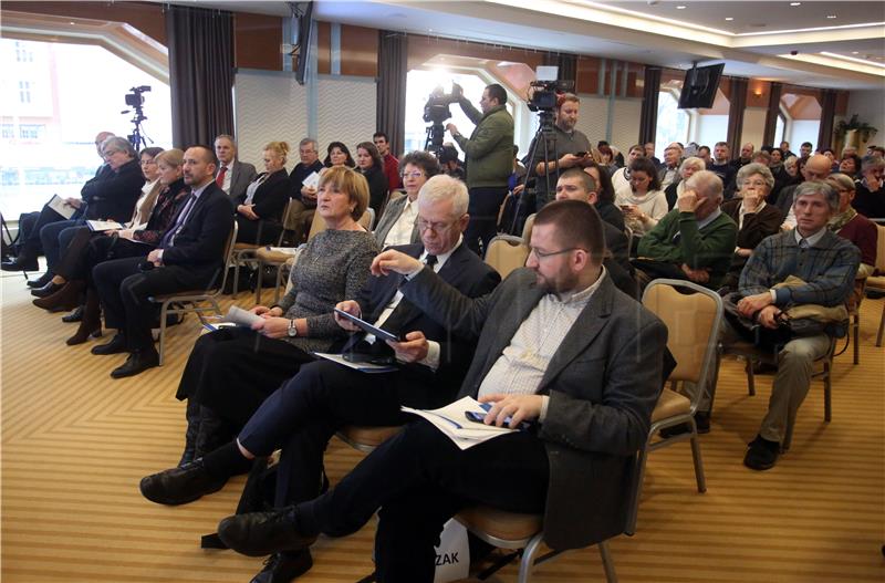  Konferencija "Budućnost hrvatskog i europskih društava"