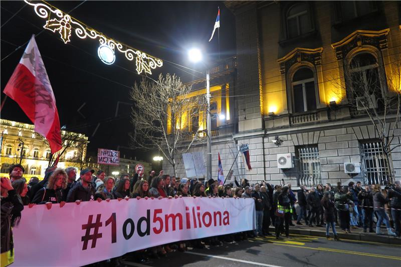 Peaceful anti-government protests held in several Serbian cities