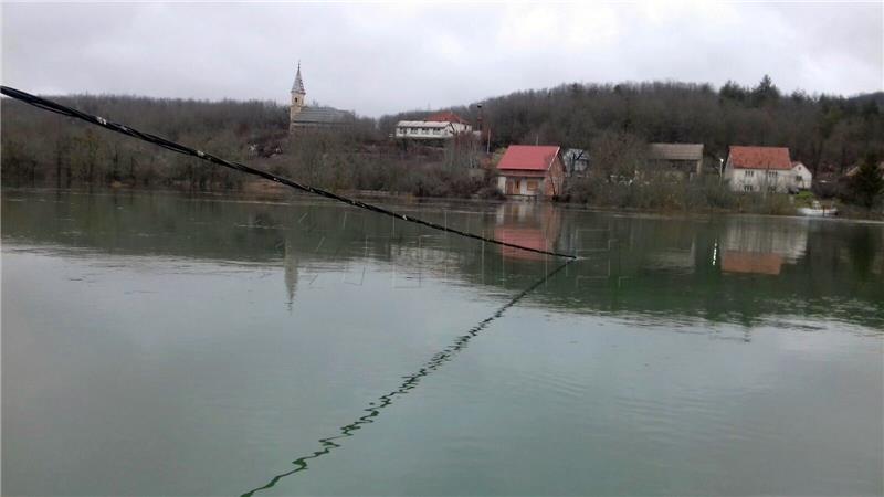 BiH: Stanje u poplavljenim područjima se normalizira no još je kritično u četiri općine