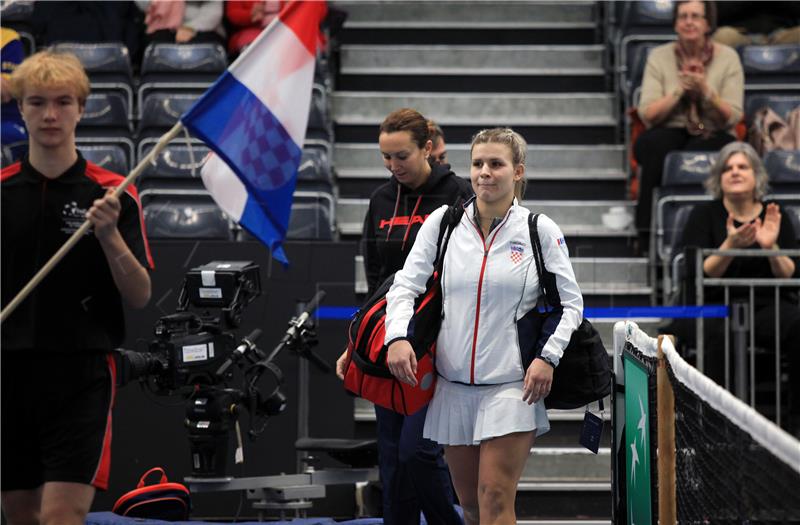 Fed Cup, Hrvatska - Srbija, Fett protiv Danilović